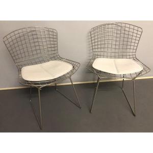 Harry Bertoia Pair Of Wire Chairs In Very Good Condition With Their Slabs