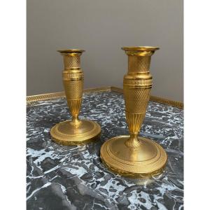 Pair Of Small Candlesticks In Chiseled And Gilded Bronze From The Empire/restoration Period