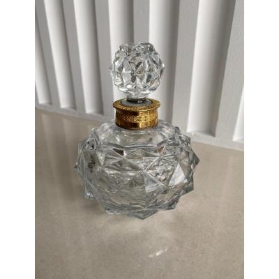 Beautiful Perfume Bottle In Cut Crystal From Baccarat / Le Creusot From Restoration Period.