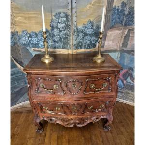 18th Century Nîmes Chest Of Drawers In Walnut