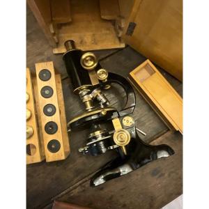 Large Microscope By Otto Seibert In Wetzlar, Germany No. 8250, In Its Box