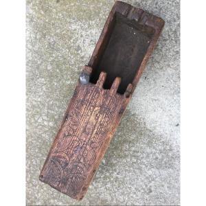 Very Rare Box, Folk Art Chest, Bread Box ? Queyras, Savoye? To Be Determined