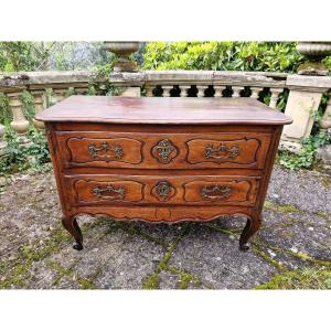 18th Century, Louis XV Curved Sauteuse Commode