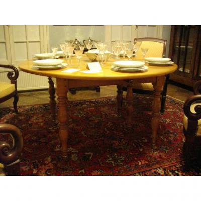 Table Six Feet