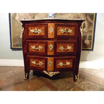 Commode en Marqueterie estampillée J.C. ELLAUME