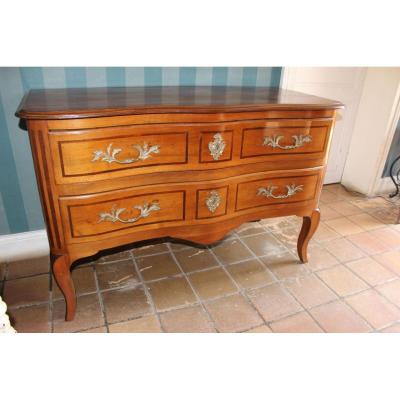 In Walnut Commode In The Rhône Valley, Period XVIII.