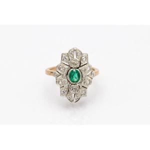 Old Ring With Diamonds And Emerald, Early 20th Century.