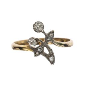 Unique Art Nouveau Ring With Diamond, Circa 1900.