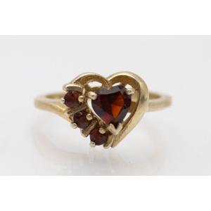 Vintage Gold Plated Heart Ring With Garnets