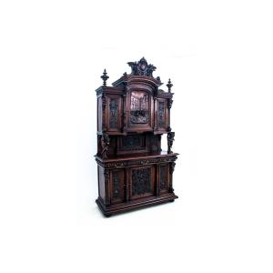 Walnut Sideboard, France, Circa 1850.