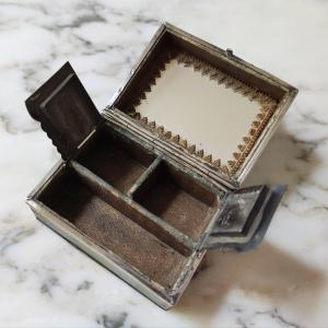 Fly Box In Silver And Stingray, The Lid Painted With A Miniature. 19th Century, Louis-philippe