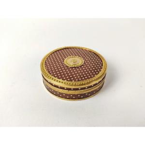 Snuff Box In Gold, Tortoiseshell And Composition From The 18th Century. 18th