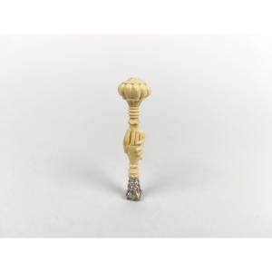 Seal Carved With A Handshake, Silver Matrix. Freemason, Masonic? Late 19th Century.