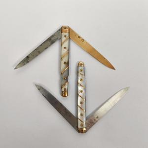 Mignon: 18th Century Gold, Mother-of-pearl And Steel Folding Knife. Orléans, Louis XVI