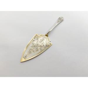 Granvigne: Large Pie Server In Solid Silver And Vermeil With Art Nouveau Vine Decoration. Circa 1900