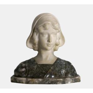 Anonymous, Bust Of A Young Woman, Circa 1900 / - Beauty Of Youth -