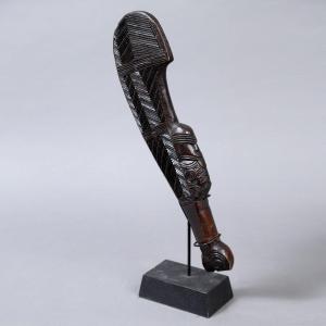 Maori Hand Club – New Zealand