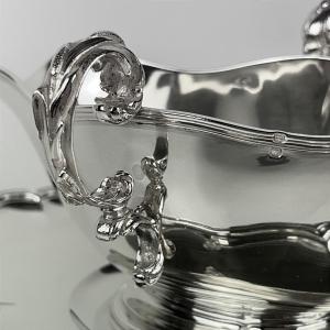 Solid Silver Sauce Boat, By Debain In Paris From 1883 To 1911.