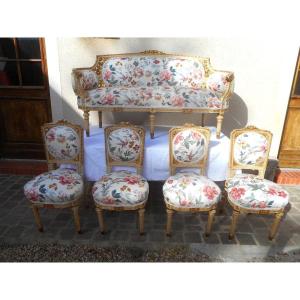 19th Century Carved Living Room Set In Lacquered And Gilded Wood