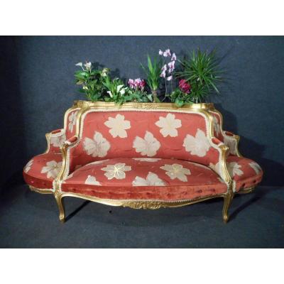 19th Century Loveseat In Gilded Wood And Soieies