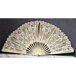 Nineteenth Fan Silk Lace