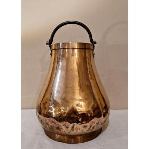 Copper Pot Dating From The Late 18th/early 19th Century