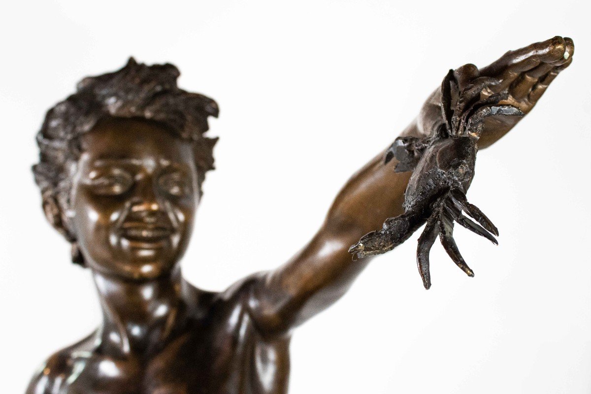 Giovanni De Martino (1870 – 1935), Bambino con anfora e granchio-photo-3