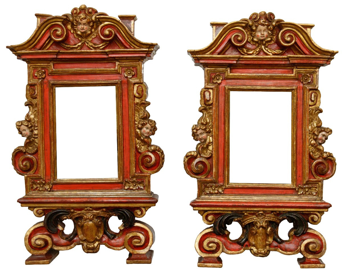 Coppia di cornici a tabernacolo