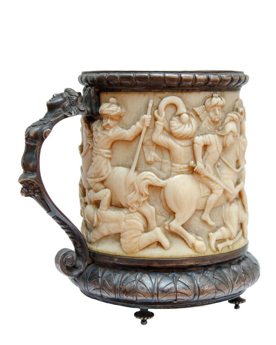 XVIII secolo, Boccale con scontro di cavalieri-photo-2