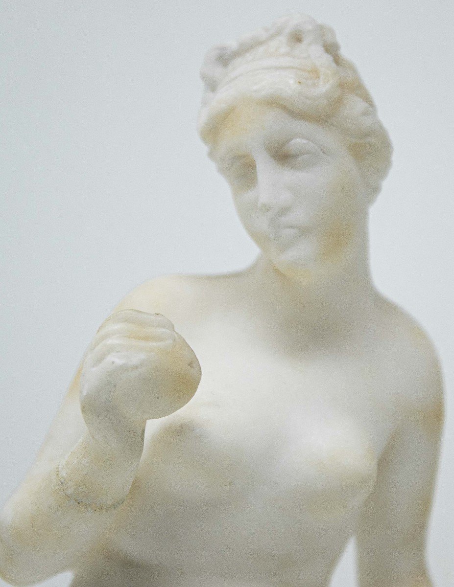 Venus avec la Pomme-photo-2