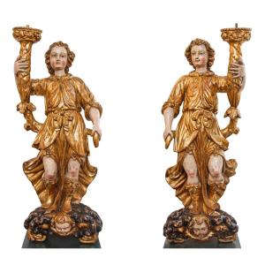 Scuola lombardo-veneta, XVII secolo, Coppia di angeli reggicero