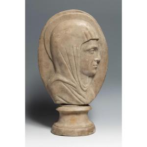 Veiled Virgin In Medallion – Alabaster – Woman – Footprint – Sculpture – Antique Work (at Least 19th Century)