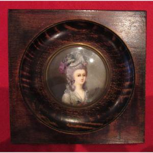Painted Miniature "portrait Of An Elegant Woman" Signed Douillard Ep.19th