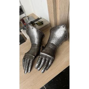 Pair Of Medieval Armor Gauntlets