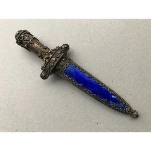 Small Silver Dagger