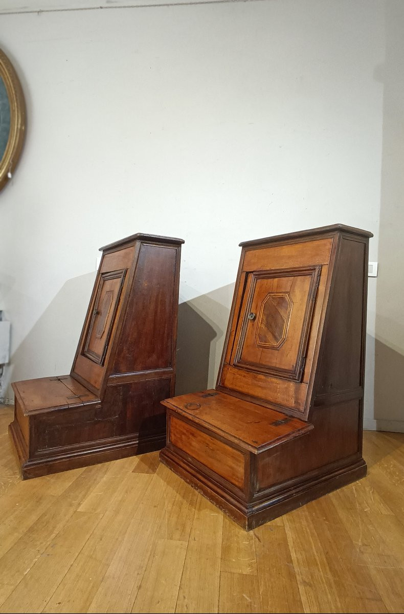 COPPIA DI INGINOCCHIATOI IN NOCE LUIGI XIV FINE XVII SECOLO -photo-2