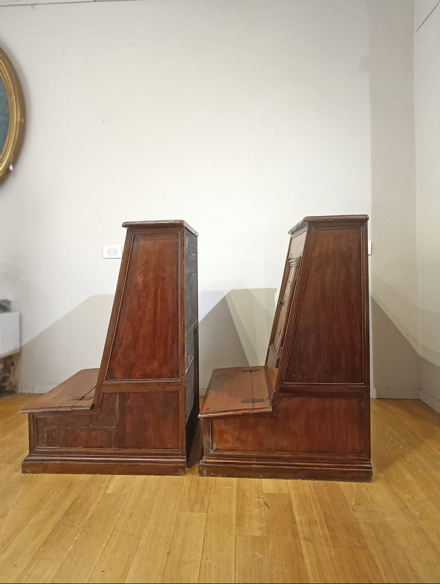 COPPIA DI INGINOCCHIATOI IN NOCE LUIGI XIV FINE XVII SECOLO -photo-3