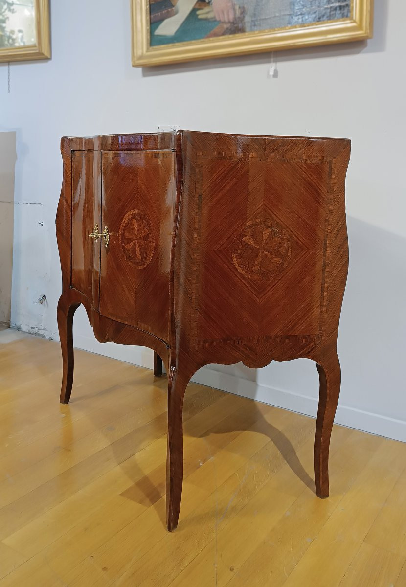 PICCOLA CREDENZA CON INTARSI META’ XVIII SECOLO-photo-2