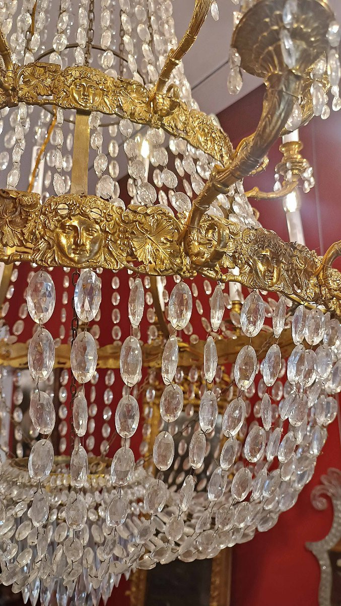 GRANDE LAMPADARIO A PANIERA IN BRONZO DORATO E CRISTALLI META’ XIX SECOLO-photo-7
