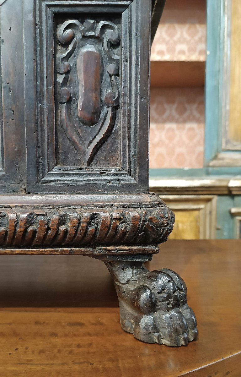 SCRIGNO A CASSETTA IN NOCE FINE DEL XVI SECOLO-photo-5