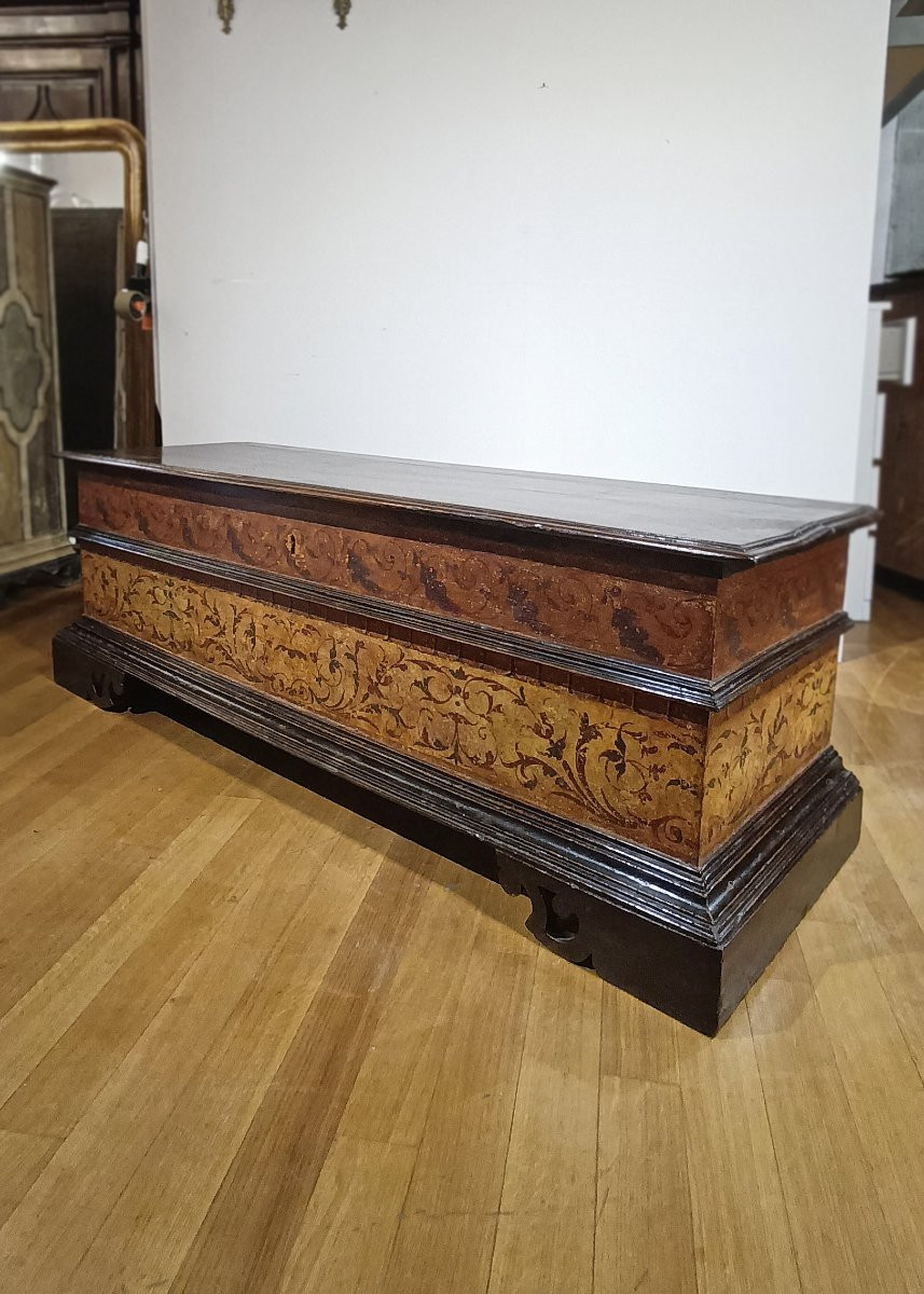 CASSAPANCA IN NOCE DIPINTO PRIMI DEL XVII SECOLO -photo-2