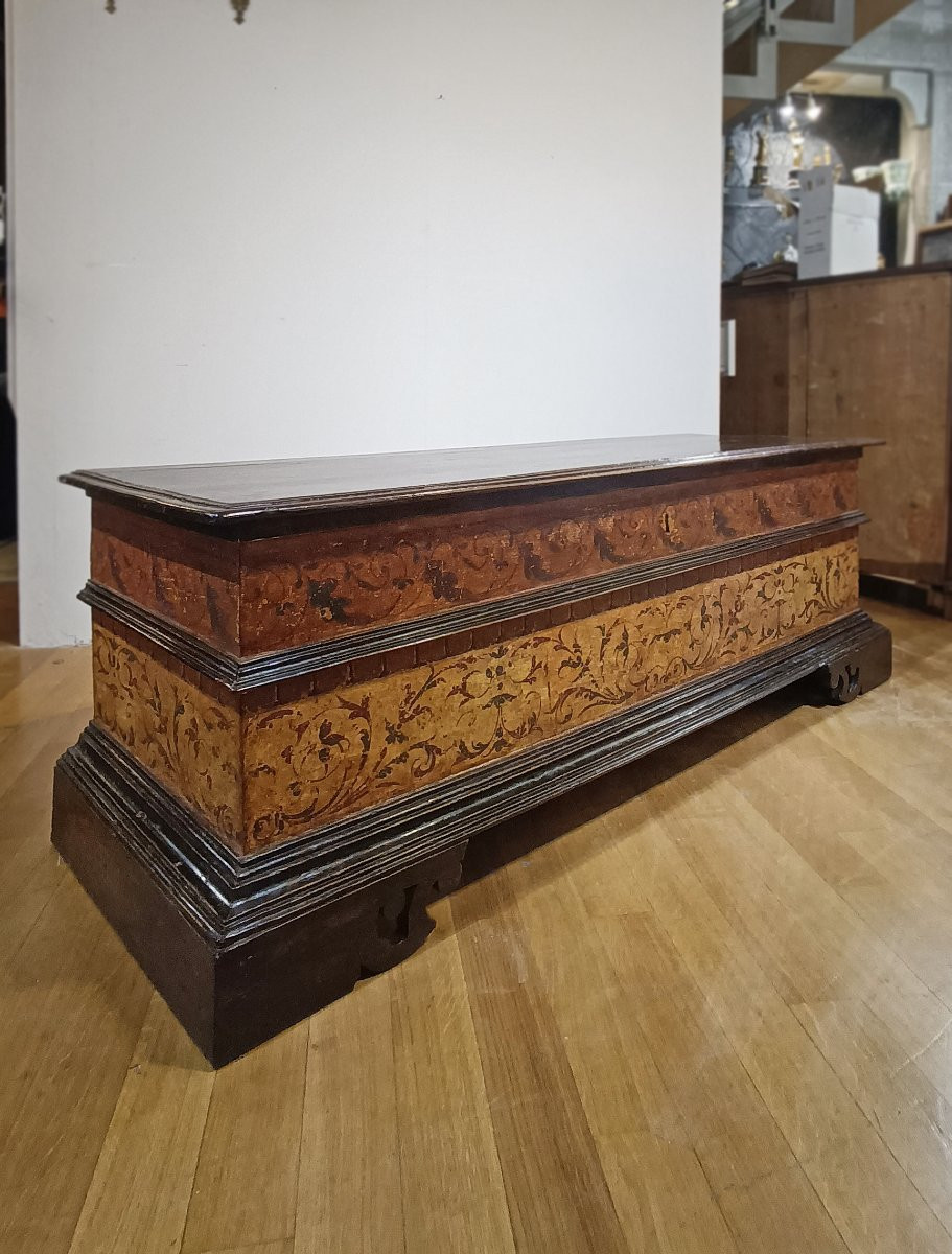 CASSAPANCA IN NOCE DIPINTO PRIMI DEL XVII SECOLO -photo-3