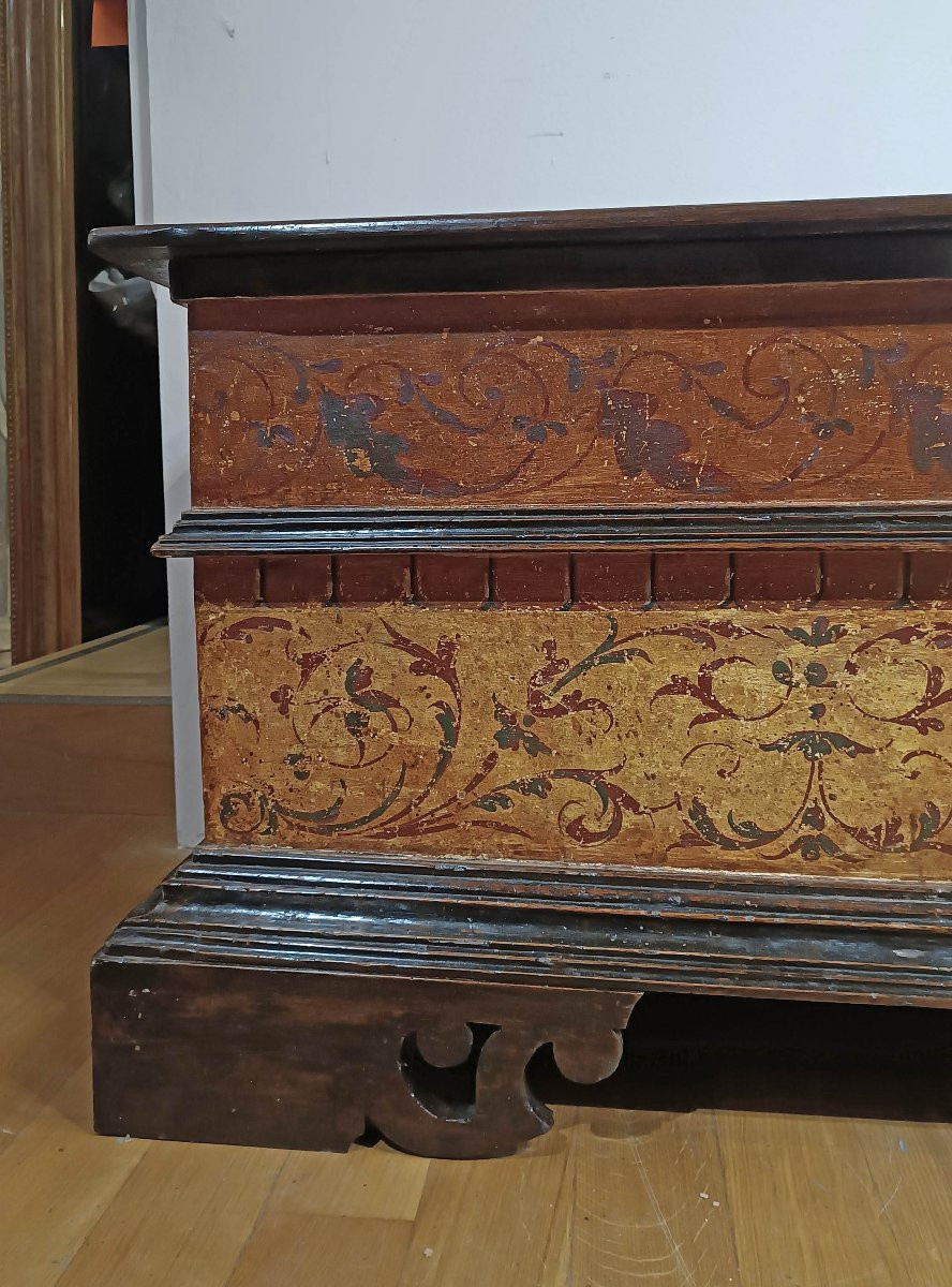 CASSAPANCA IN NOCE DIPINTO PRIMI DEL XVII SECOLO -photo-3