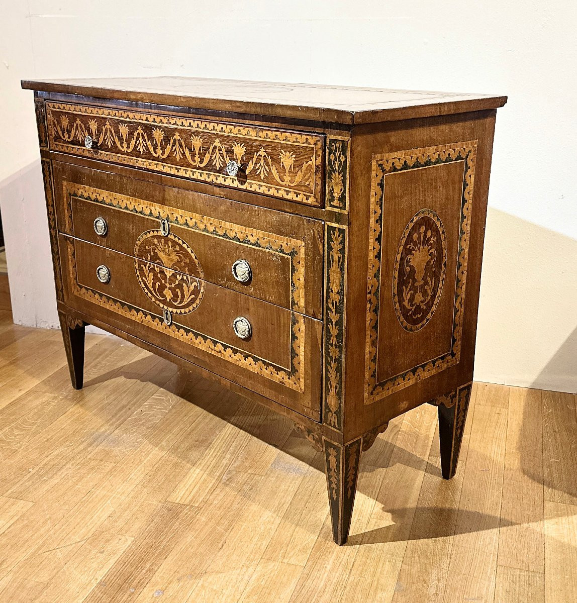 CASSETTONE NEOCLASSICO INTARSIATO DELLA FINE DEL XVIII SECOLO -photo-2