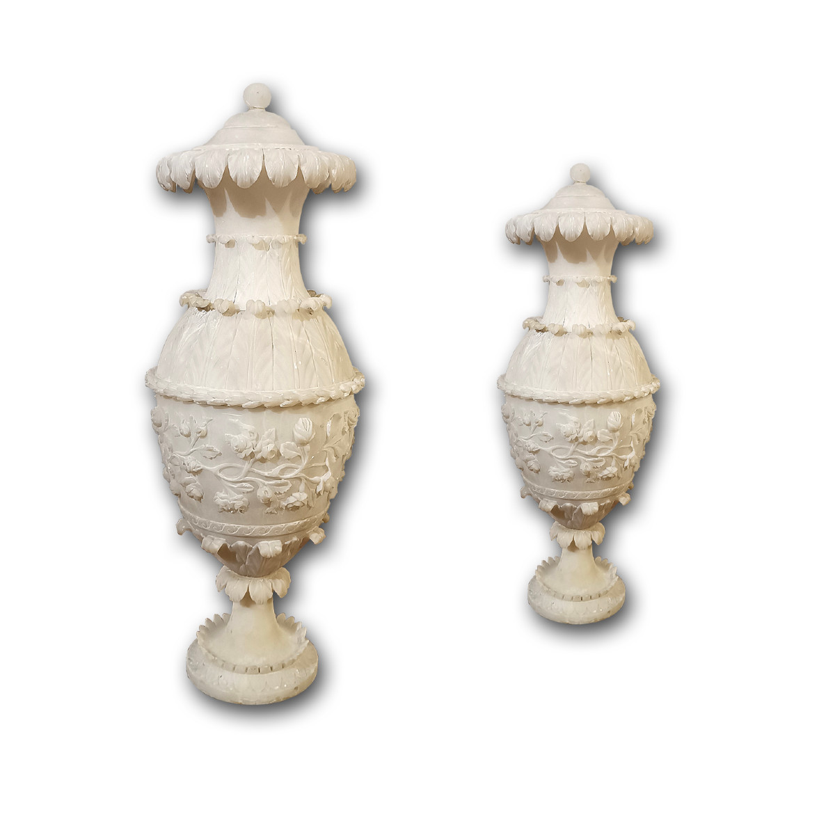 COPPIA DI VASI IN ALABASTRO SECONDA META’ XVIII SECOLO