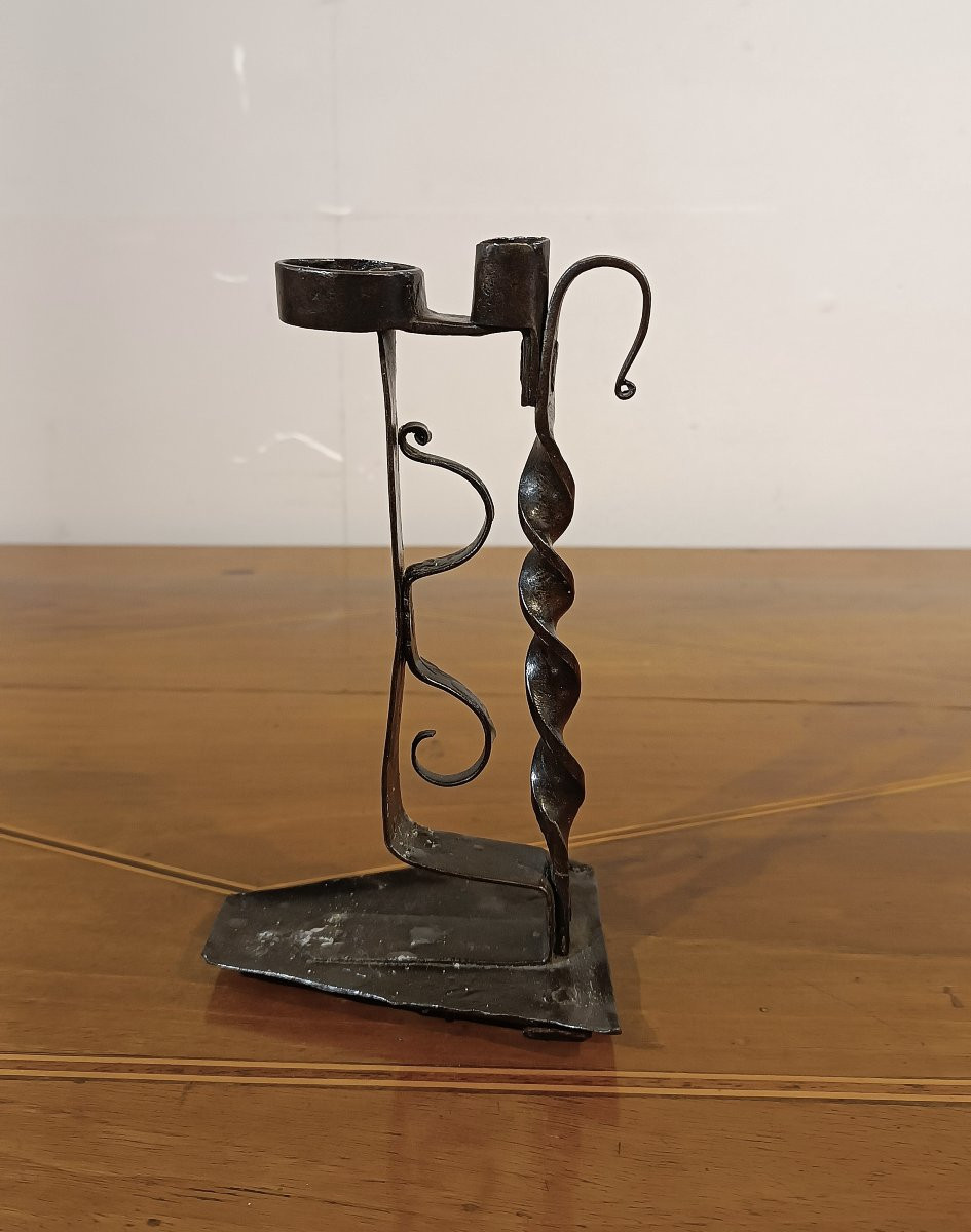 PORTACANDELA IN FERRO FINE DEL XVI SECOLO-photo-1