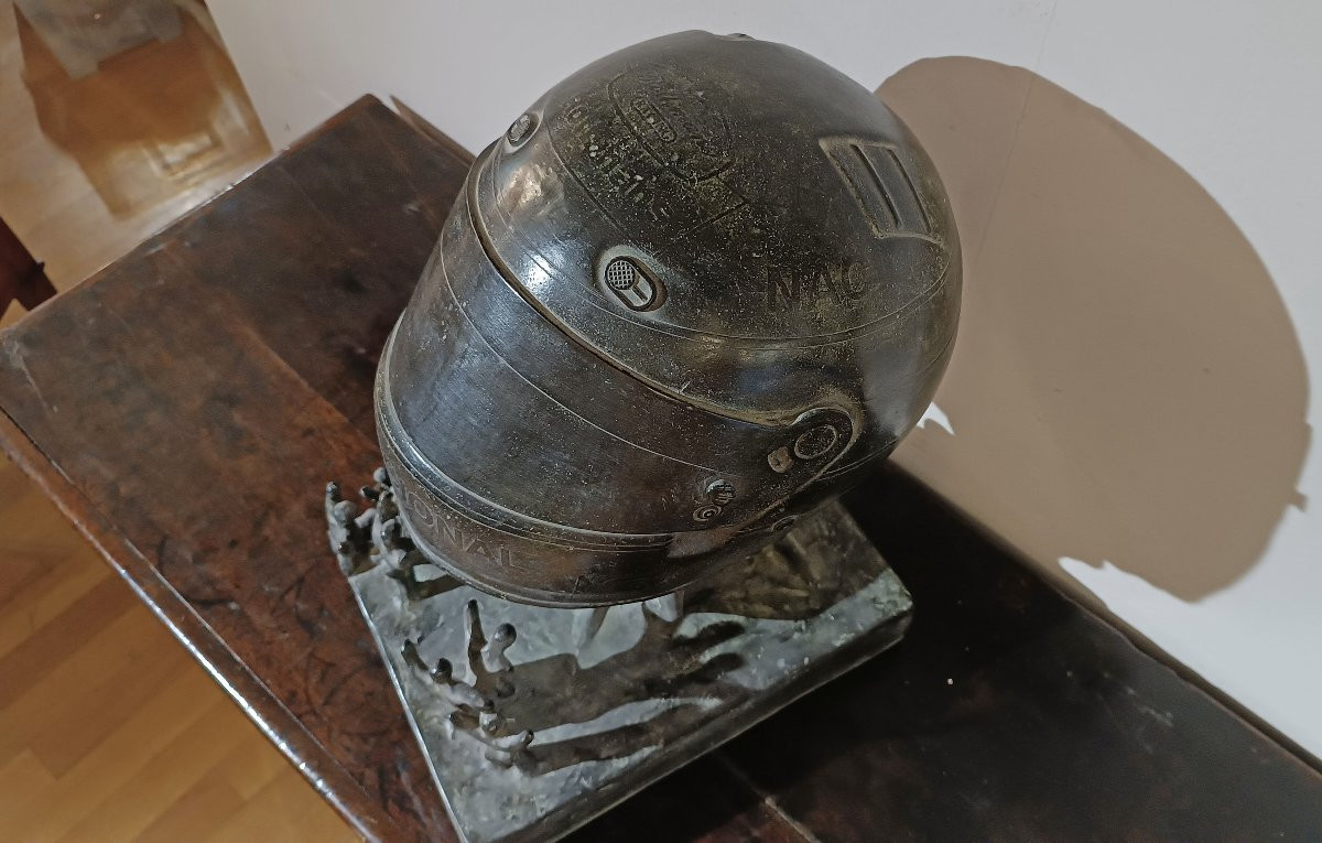 SCULTURA IN BRONZO TRIBUTO AD AYRTON SENNA FINE XX SECOLO-photo-5