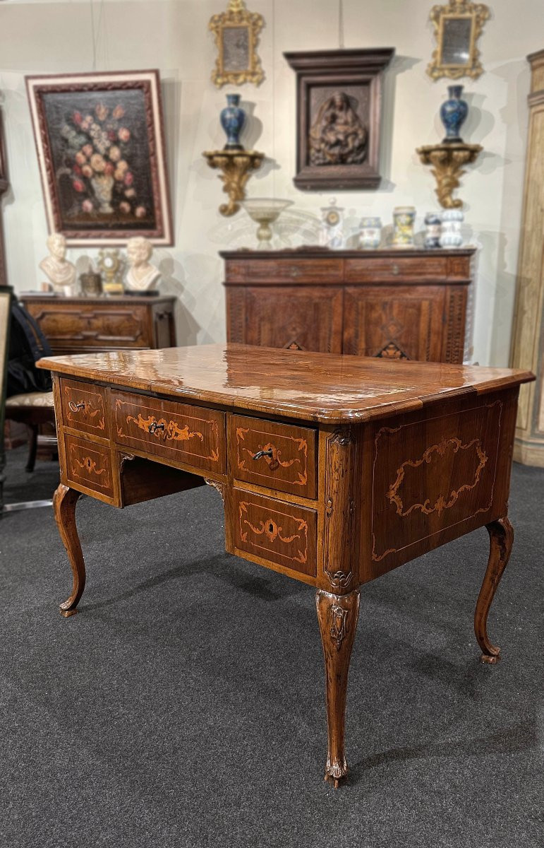 SCRITTOIO DA CENTRO CON INTARSI LUIGI XV META’ XVIII SECOLO-photo-1