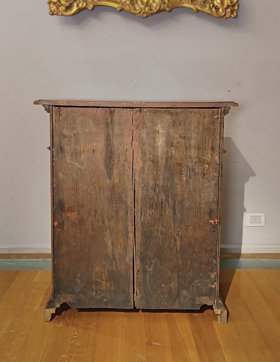 PICCOLA CREDENZA IN NOCE BIONDO PRIMI DEL XVII SECOLO -photo-4