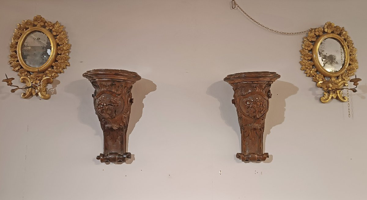 COPPIA DI MENSOLE IN NOCE INTAGLIATO META’ DEL XVIII SECOLO -photo-6